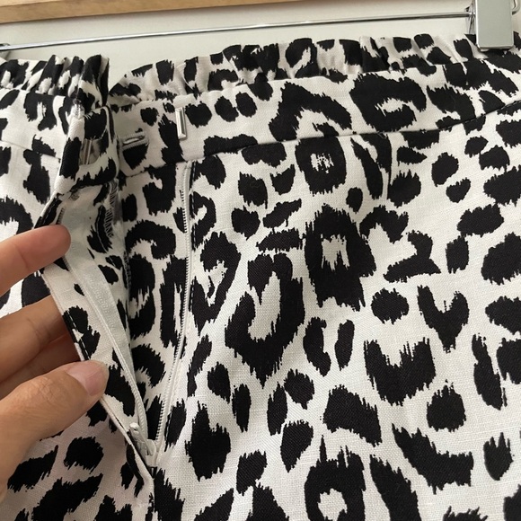 J. Crew Animal Print Short Black and White Cotton Linen Size 6 Ruffles - Picture 4 of 8